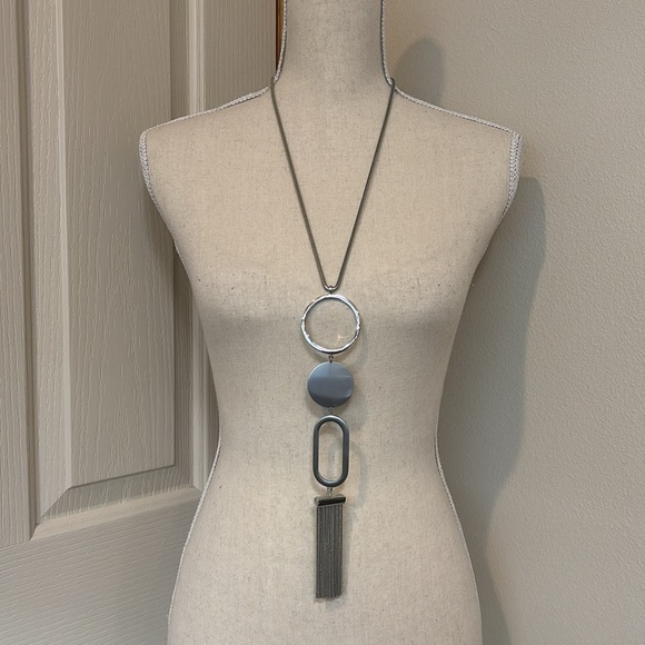Jewelry - EUC Statement Necklace
